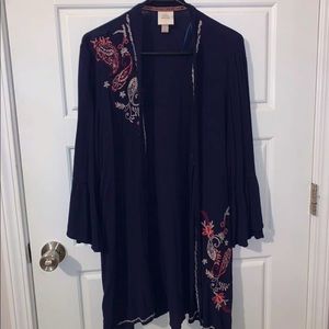Knox Rose Embroidered Kimono size Large